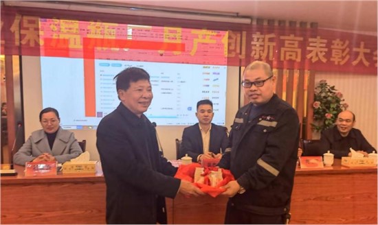 “四化”建设助力娄底尊龙凯时中国游实业保温瓶月产创历史新高
